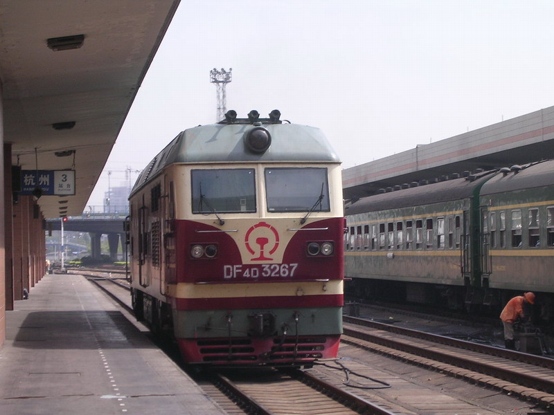 DF4D 3267.jpg